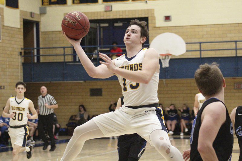 'Hounds cruise into District 10 semifinals